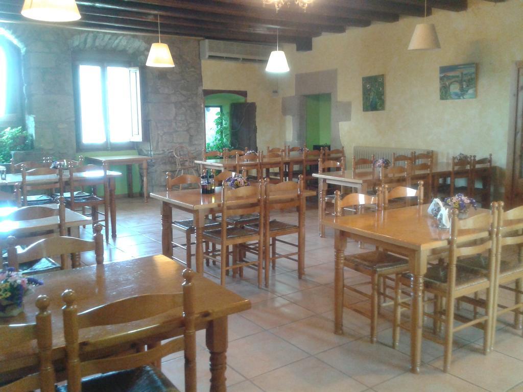 Casa Angrill Hotel Oliana ภายนอก รูปภาพ